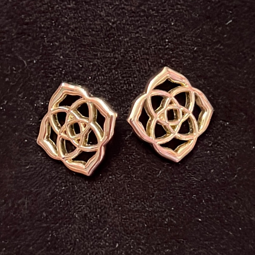 Kendra Scott Logo Stud Earrings